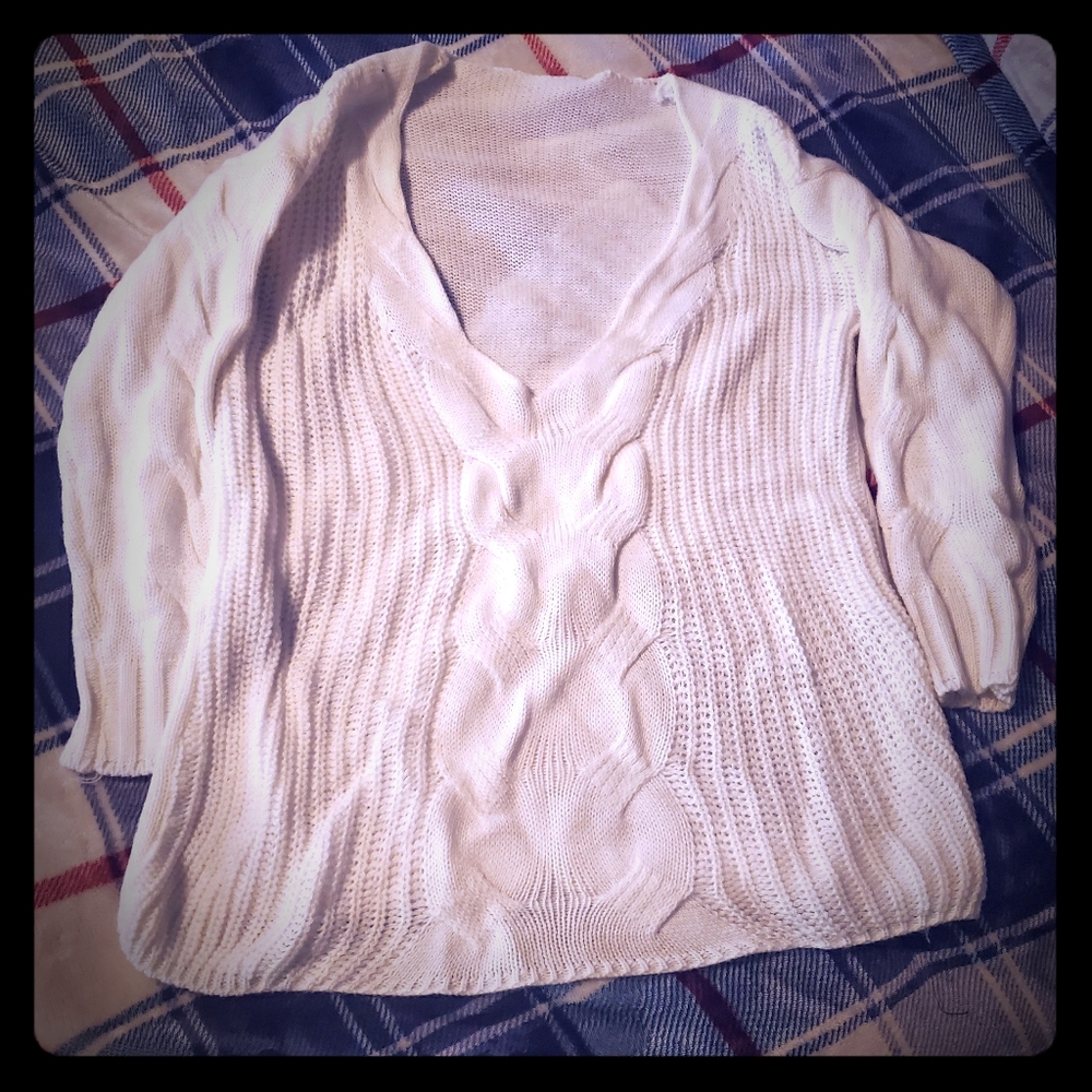 White knit shirt